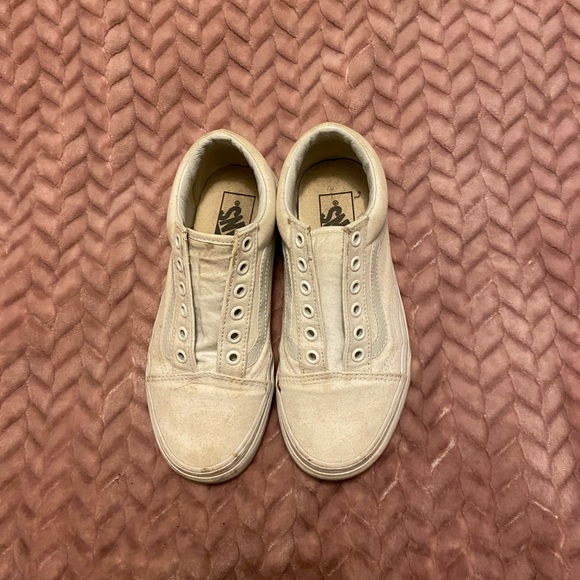 ⚠️ATTENTION⚠️ 2 PAIRS( PLEASE READ DESCRIPTION) - Picture 3 of 3